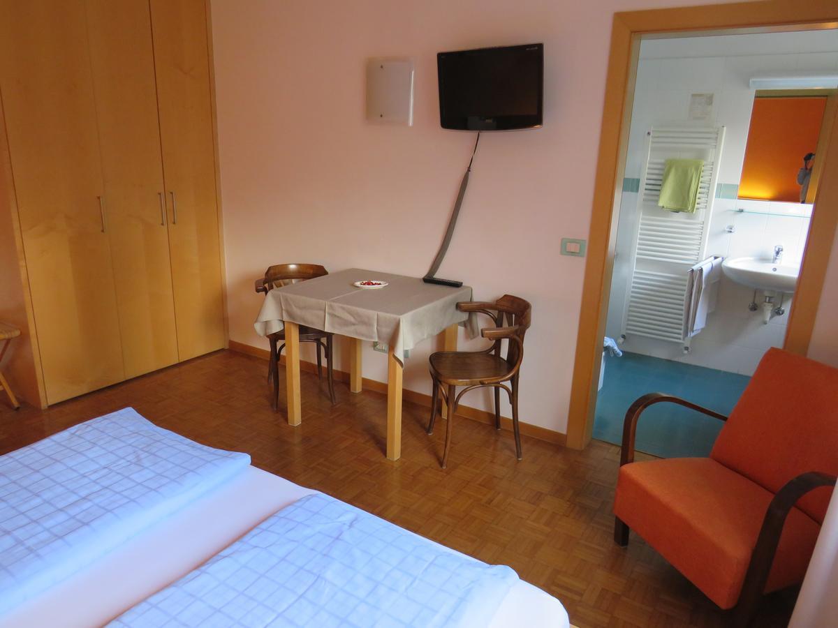 Garni Domus Mea Hotel Merano Kültér fotó