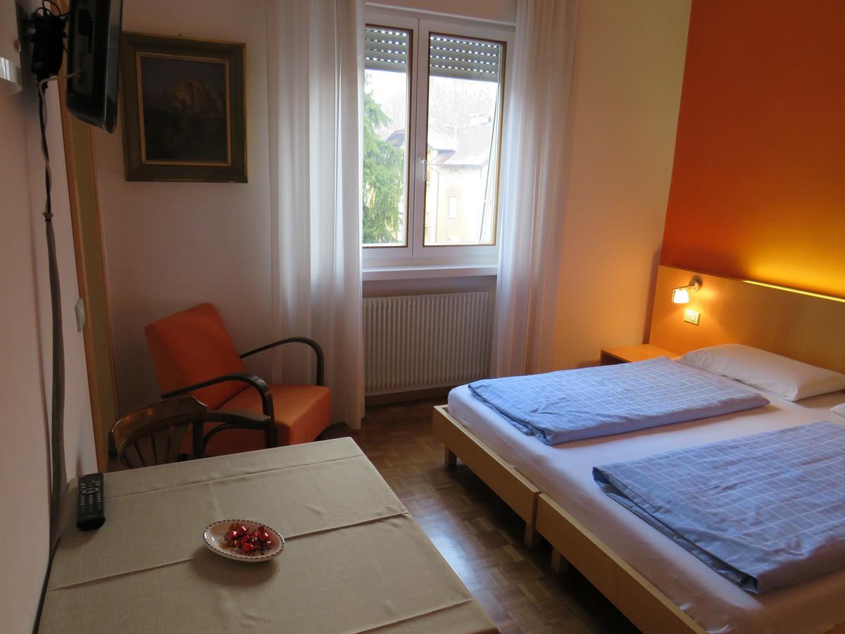 Garni Domus Mea Hotel Merano Kültér fotó